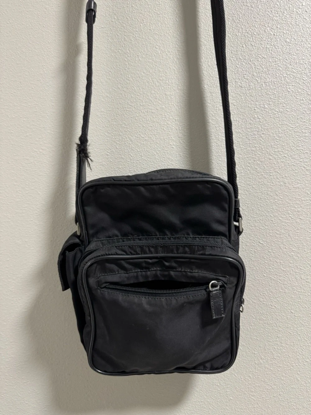 Authentic Prada Nero Tessuto Plate Crossbody - Picture 8 of 12